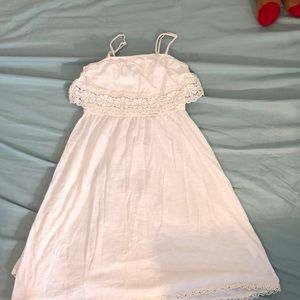 H&M white lace pattern dress.